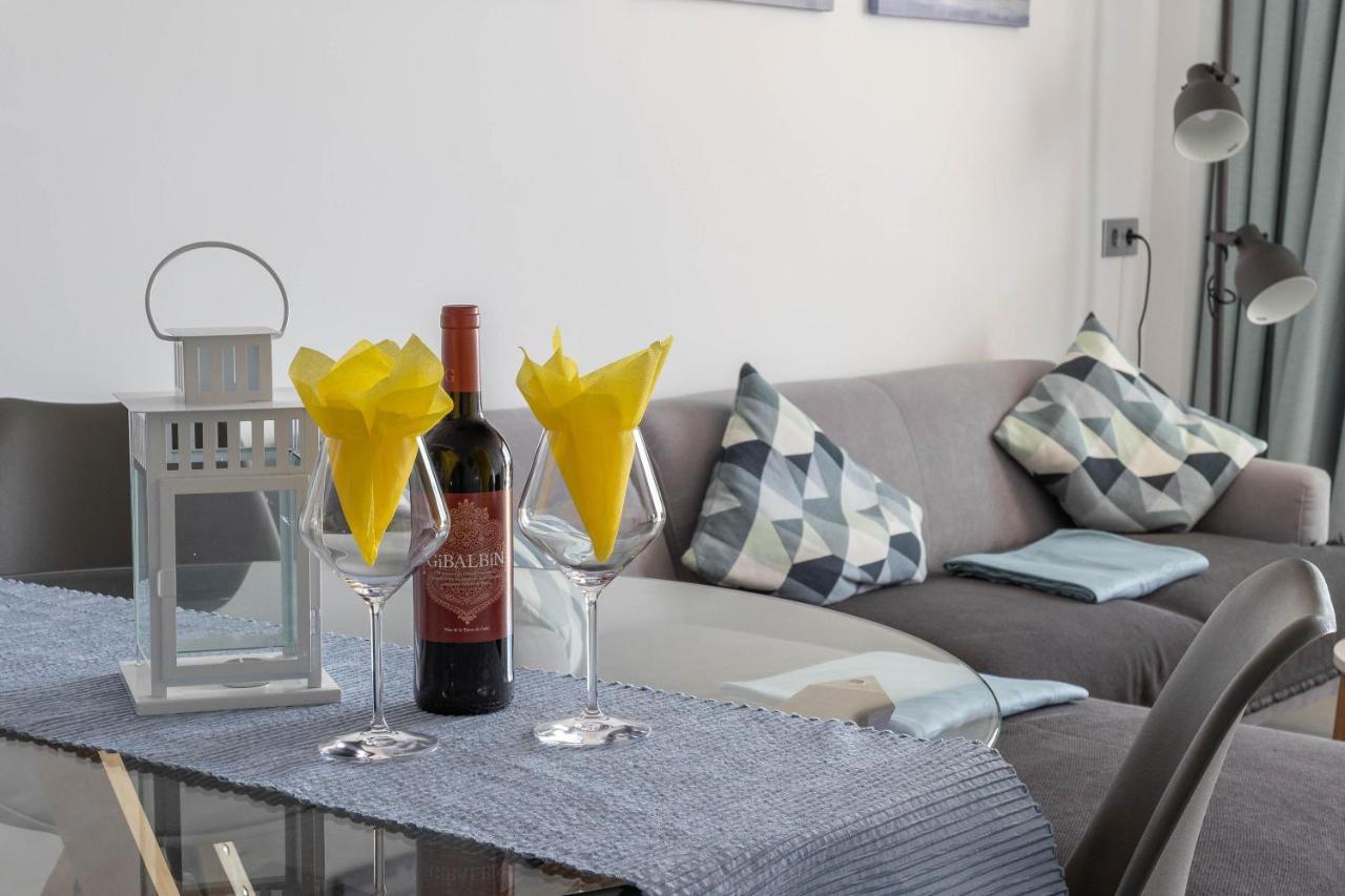 Apartment Arce Frontline Seaview Nerja Eksteriør bilde